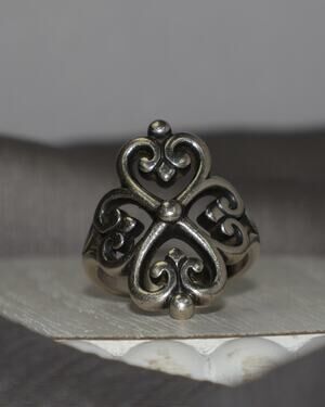 James Avery 925 Adorned Hearts Ring 6.68G / Sz 6